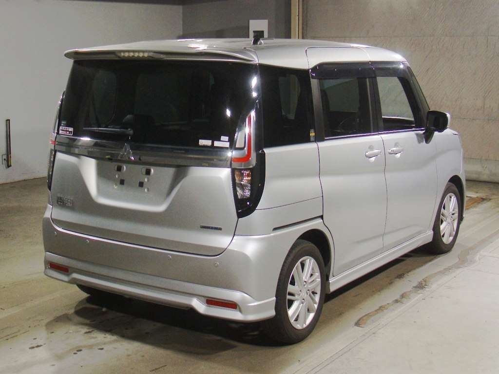 MITSUBISHI DELICA D:2