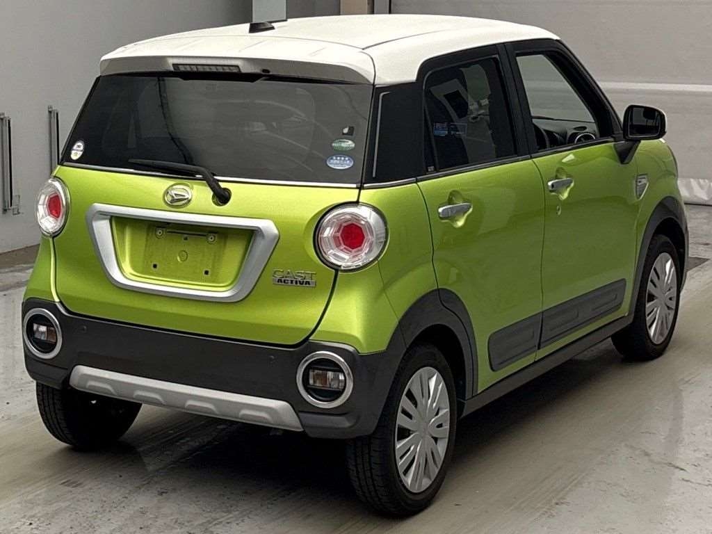 DAIHATSU CAST