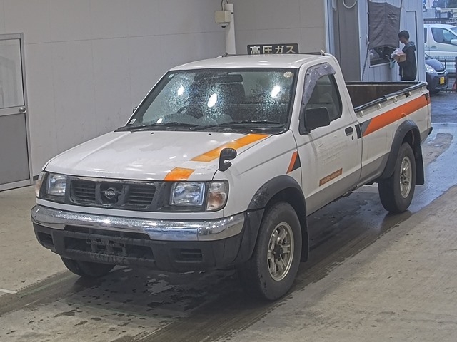 NISSAN DATSUN