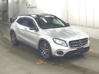 MERCEDES BENZ GLA
