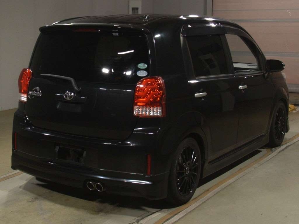 TOYOTA SPADE