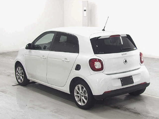 SMART FOURFOUR