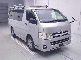 TOYOTA REGIUS ACE