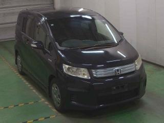 HONDA FREED SPIKE