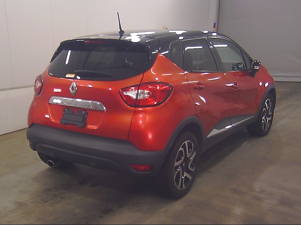 RENAULT CAPTUR