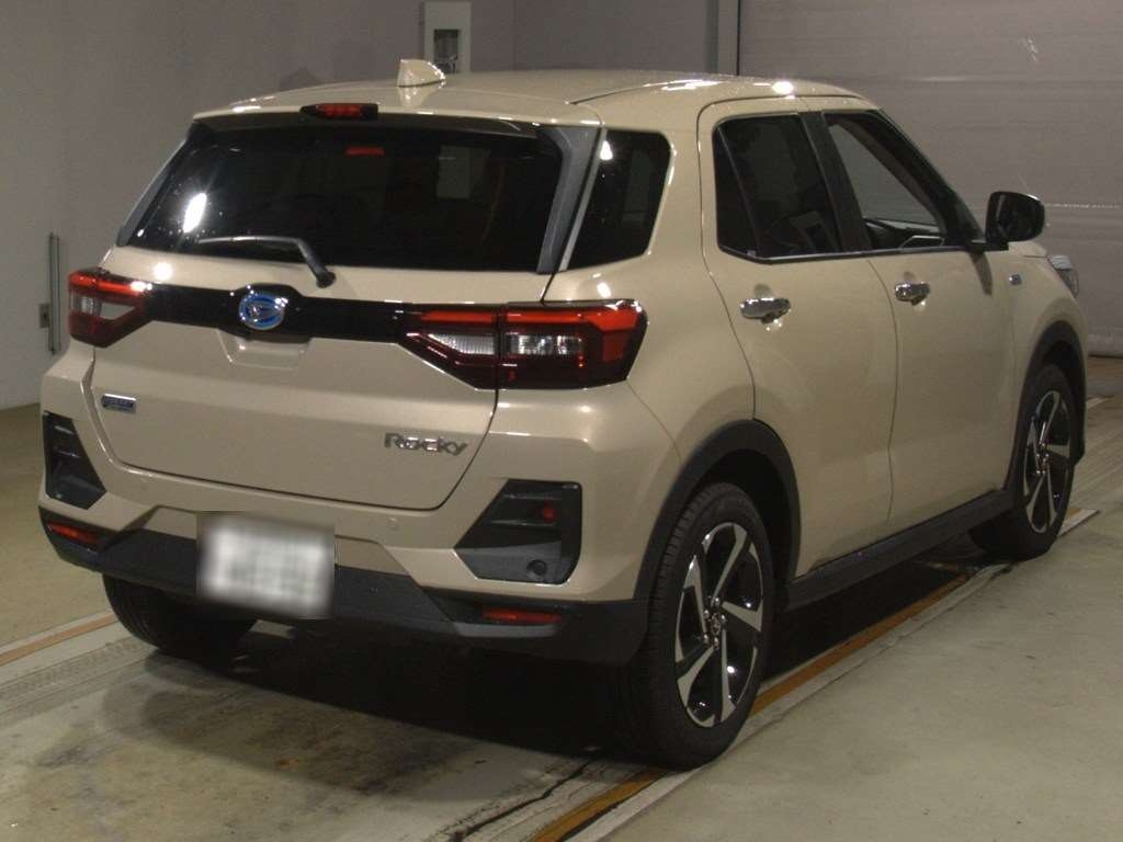 DAIHATSU ROCKY