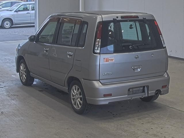 NISSAN CUBE