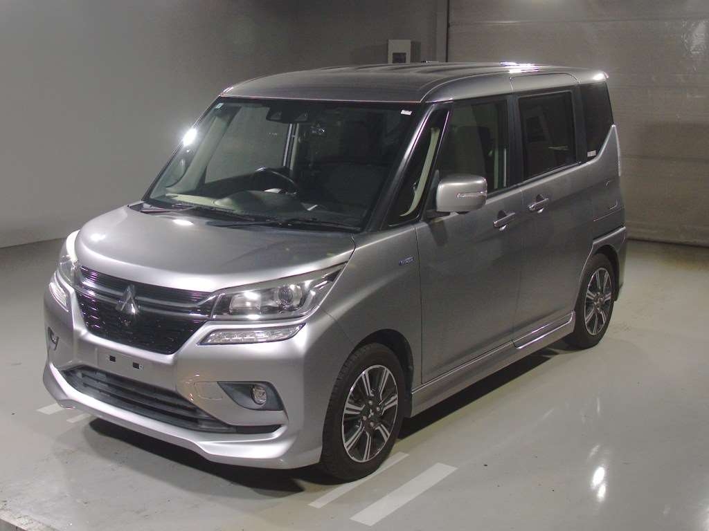 MITSUBISHI DELICA D:2