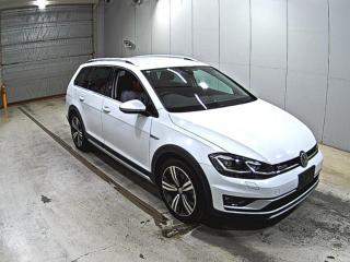 VOLKSWAGEN GOLF ALLTRACK