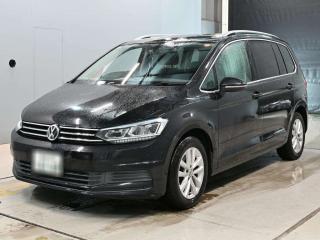 VOLKSWAGEN GOLF TOURAN