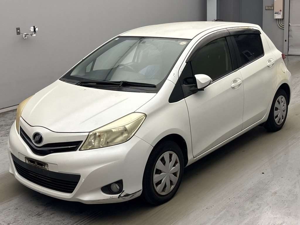 TOYOTA VITZ