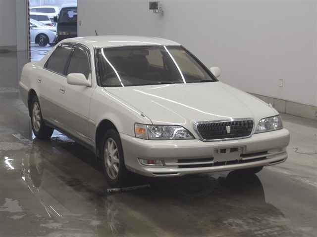 TOYOTA CRESTA