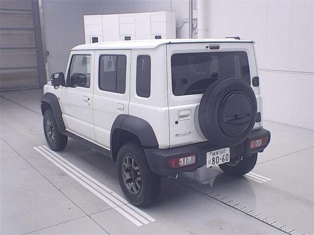 SUZUKI JIMNY NOMADE