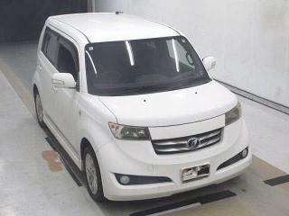 TOYOTA BB