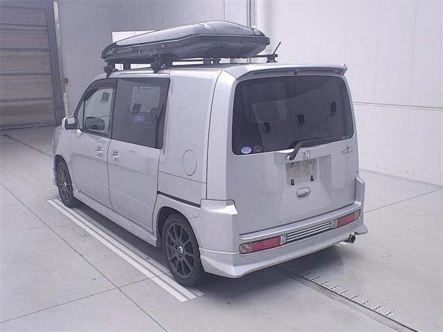 HONDA MOBILIO SPIKE