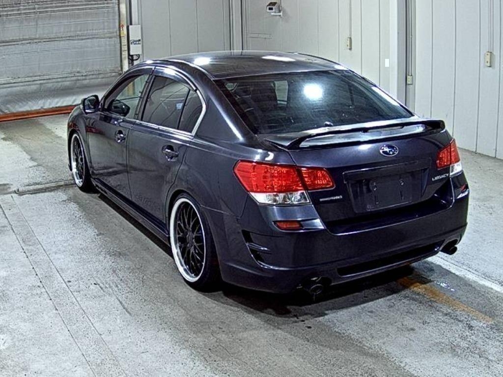 SUBARU LEGACY B4