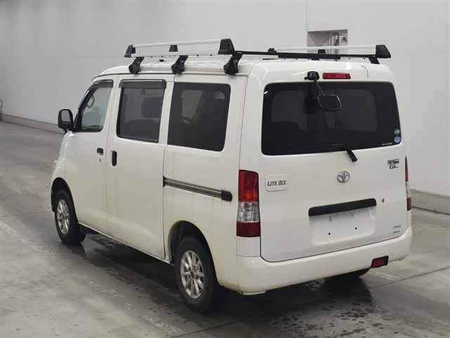 TOYOTA LITE ACE VAN