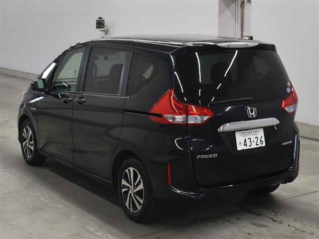 HONDA FREED HYBRID