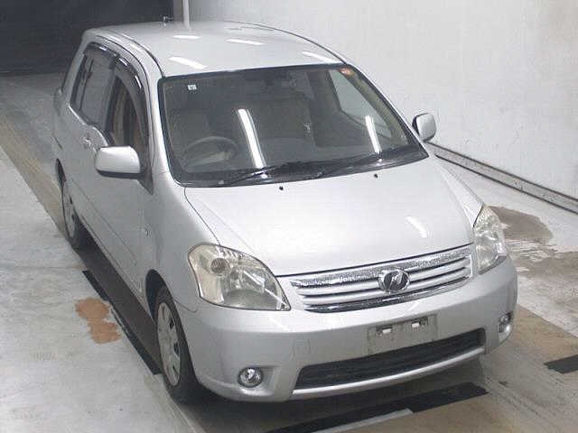 TOYOTA RAUM