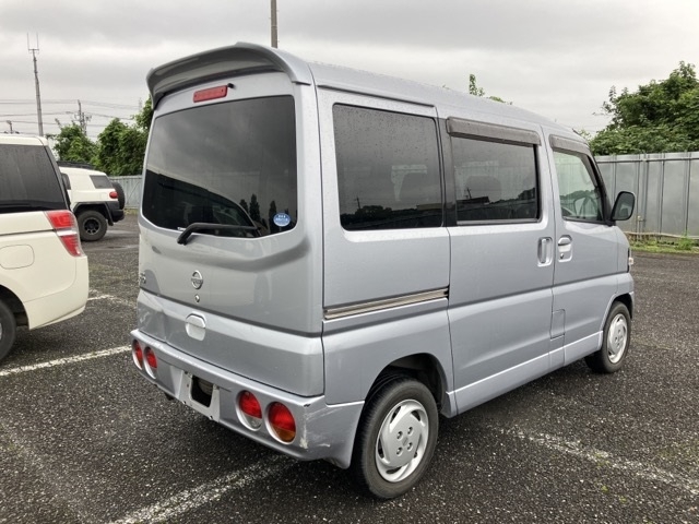 NISSAN CLIPPER RIO
