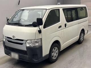 TOYOTA REGIUS VAN