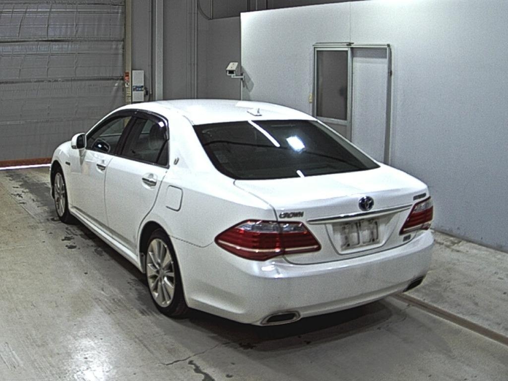 TOYOTA CROWN HYBRID