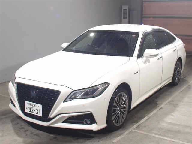TOYOTA CROWN HYBRID