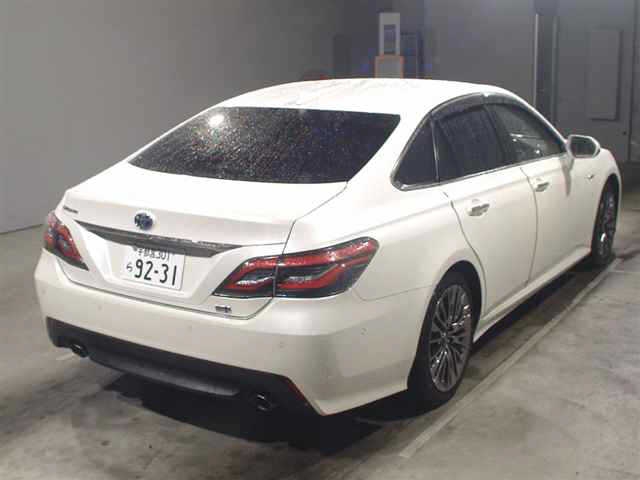 TOYOTA CROWN HYBRID