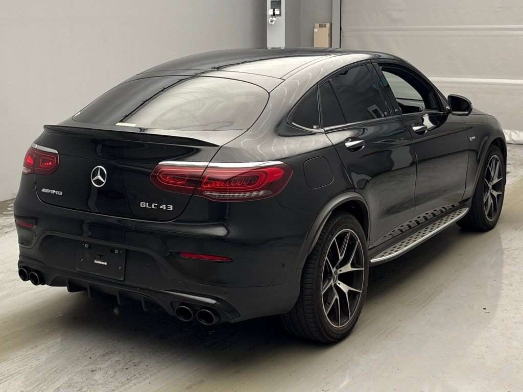 MERCEDES BENZ AMG GLC