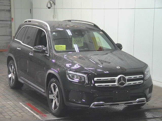 MERCEDES BENZ GLB