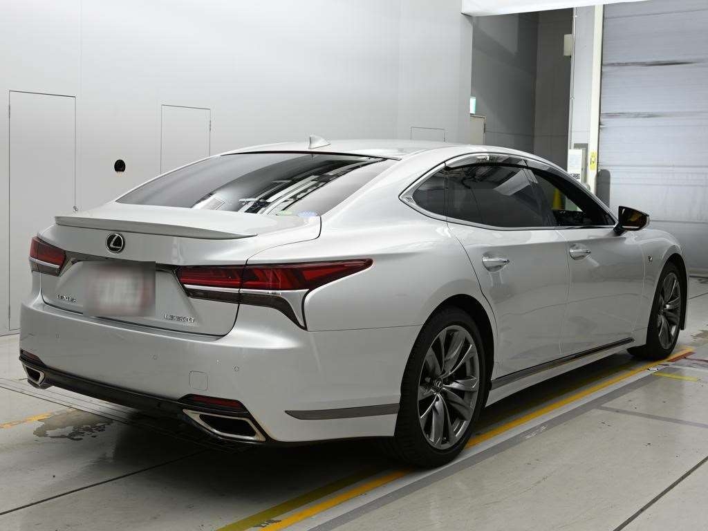 LEXUS LS