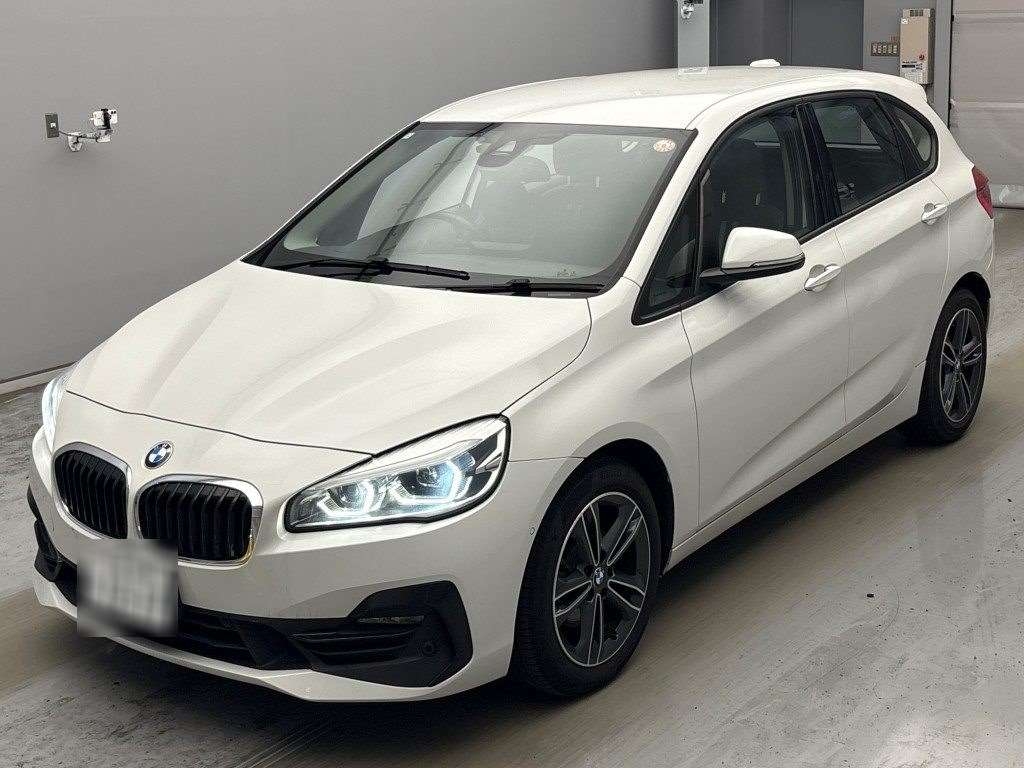 BMW 2 SERIES