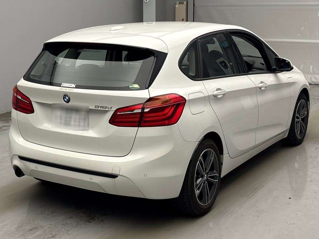 BMW 2 SERIES