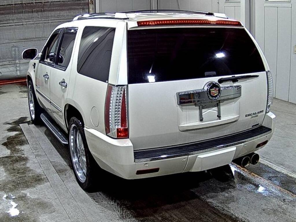 GMC CADILLAC ESCALADE