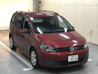 VOLKSWAGEN GOLF TOURAN