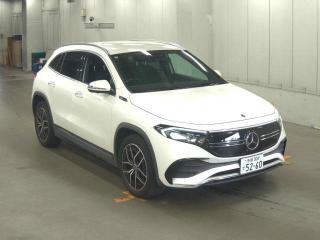 MERCEDES BENZ EQA