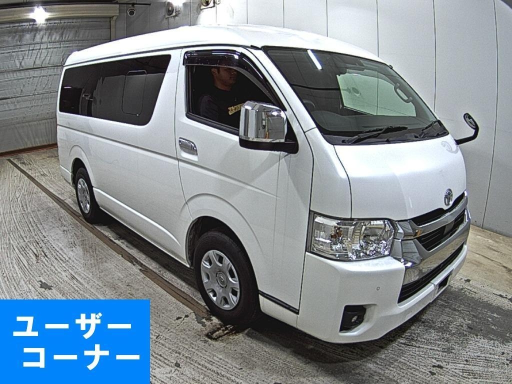 TOYOTA HIACE WAGON