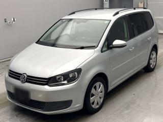 VOLKSWAGEN GOLF TOURAN