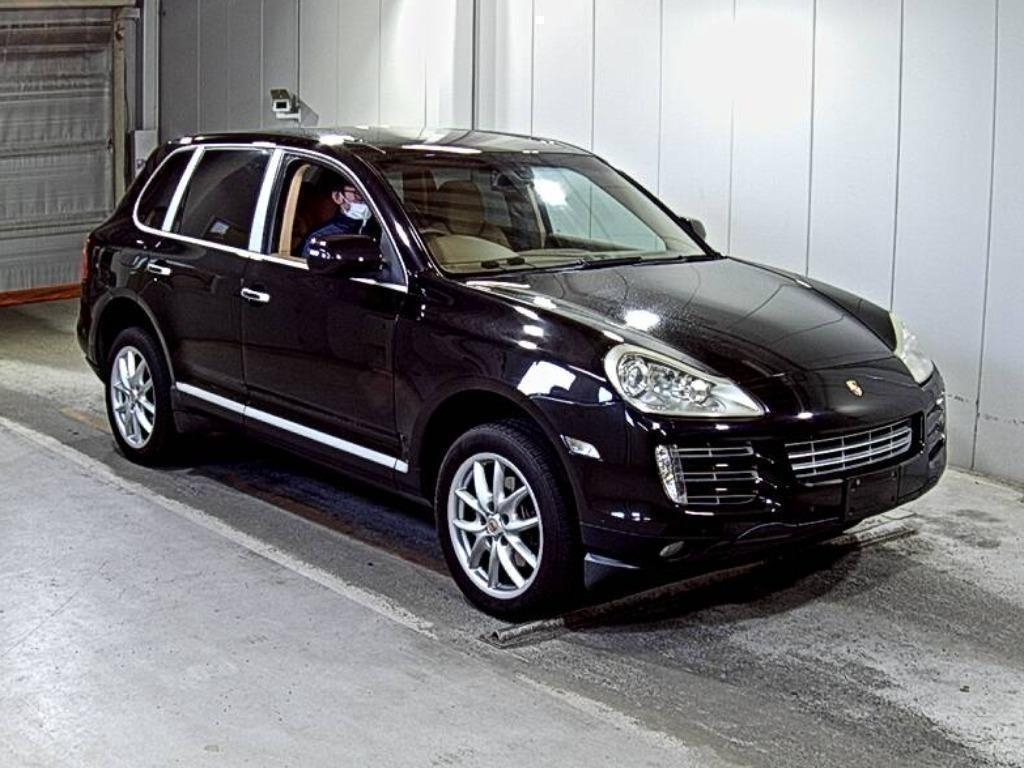PORSCHE CAYENNE