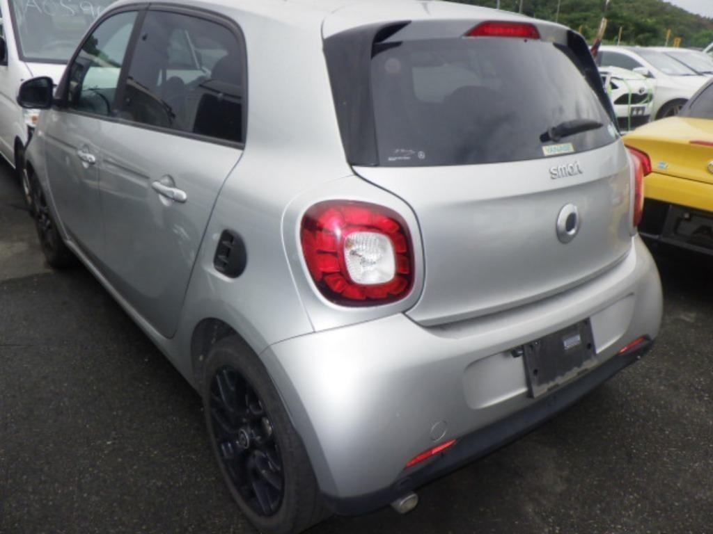 SMART FOURFOUR