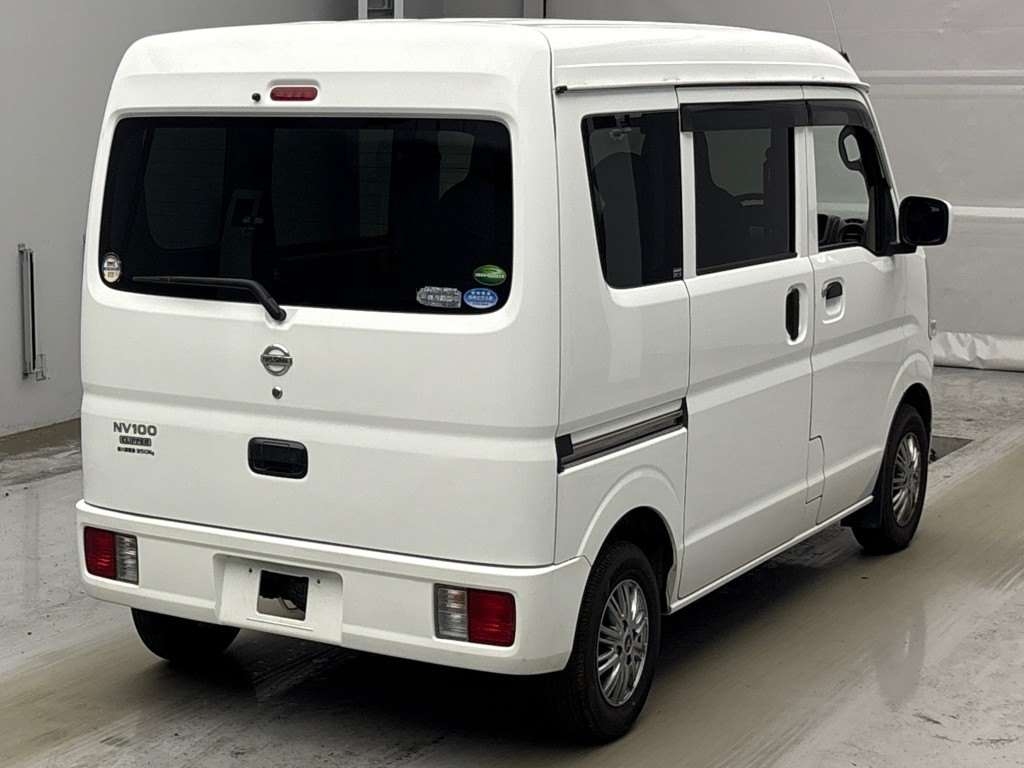 NISSAN CLIPPER VAN