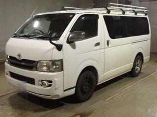 TOYOTA REGIUS VAN