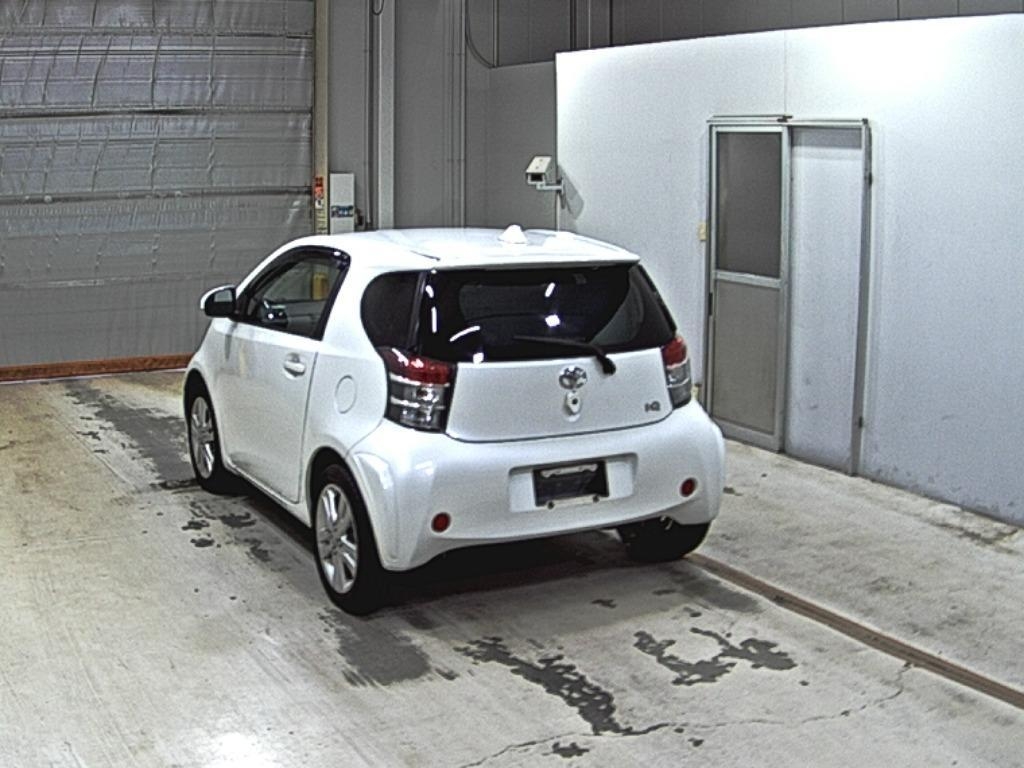 TOYOTA IQ