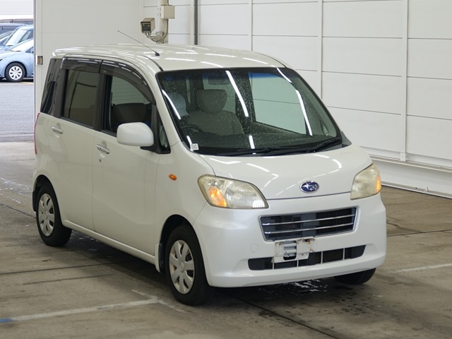 SUBARU LUCRA