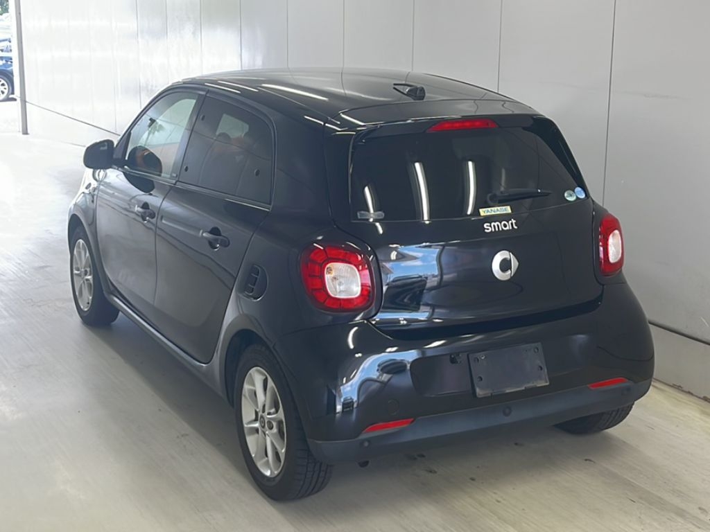 SMART FOURFOUR