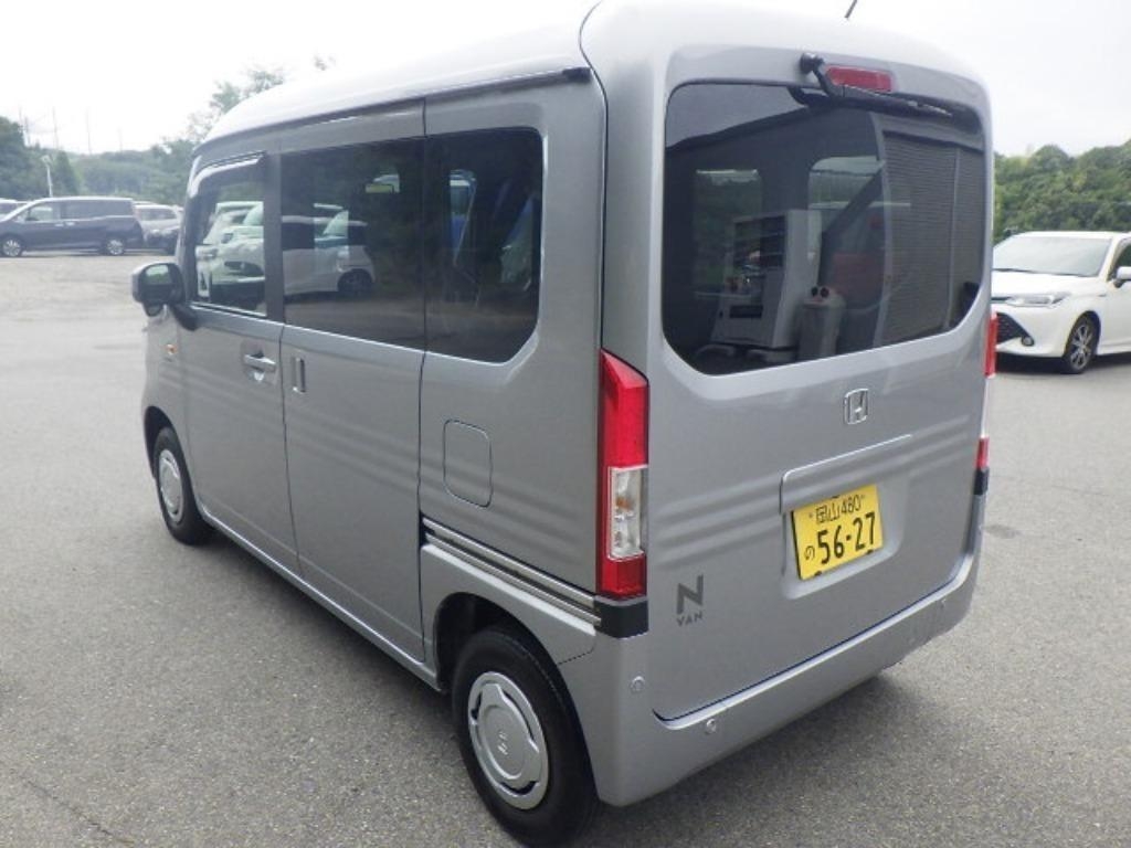 HONDA N-VAN