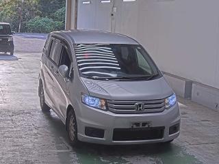 HONDA FREED SPIKE