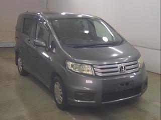 HONDA FREED SPIKE