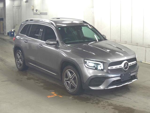 MERCEDES BENZ GLB