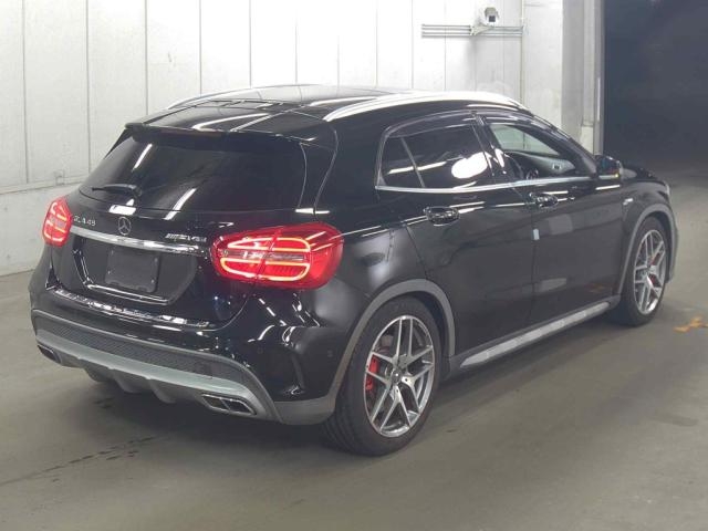 MERCEDES BENZ AMG GLA